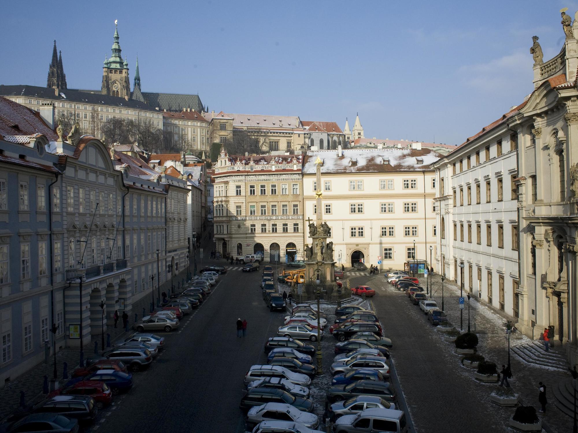 Little Town Budget Hotel Prag Exterior foto